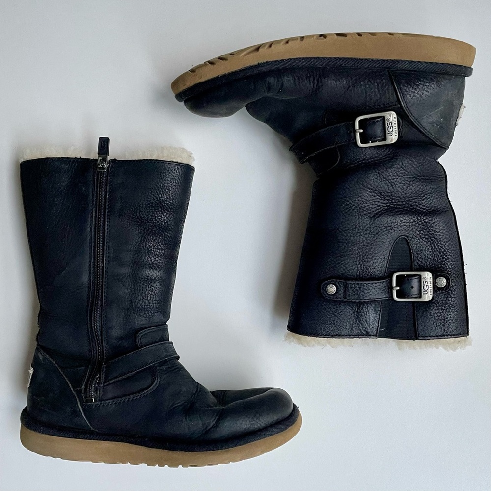 UGG - Picture 6 of 8
